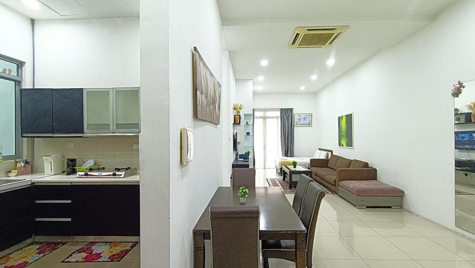 Taragon Apartment -Bukit Bintang Куала-Лумпур Экстерьер фото