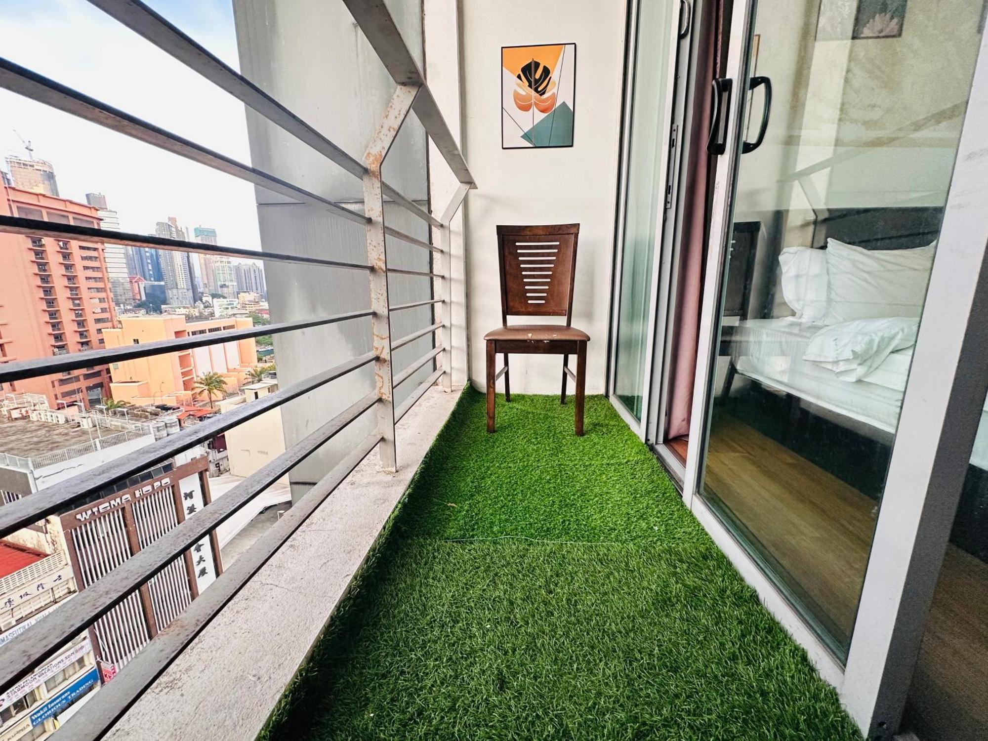 Taragon Apartment -Bukit Bintang Куала-Лумпур Экстерьер фото