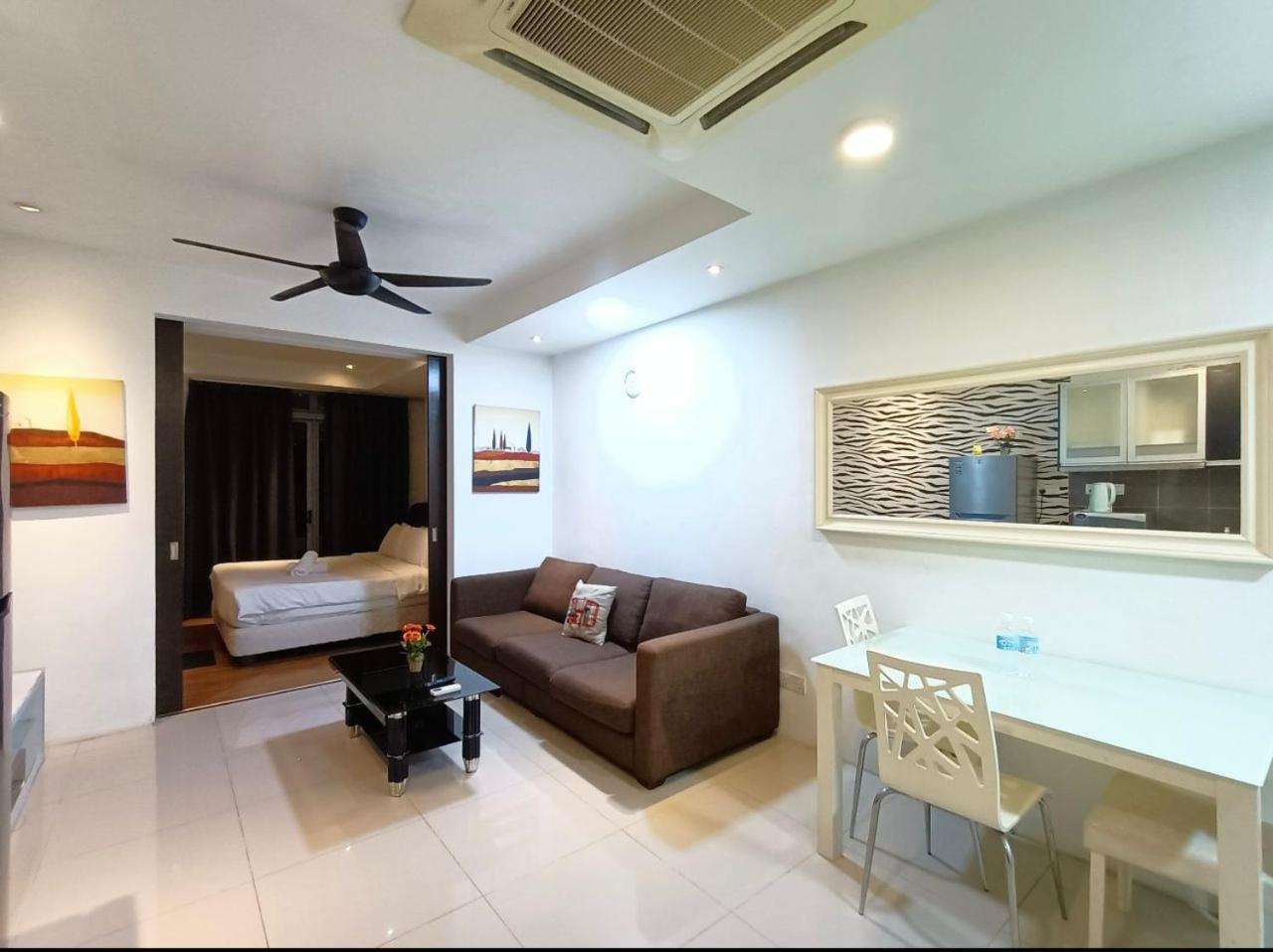 Taragon Apartment -Bukit Bintang Куала-Лумпур Экстерьер фото