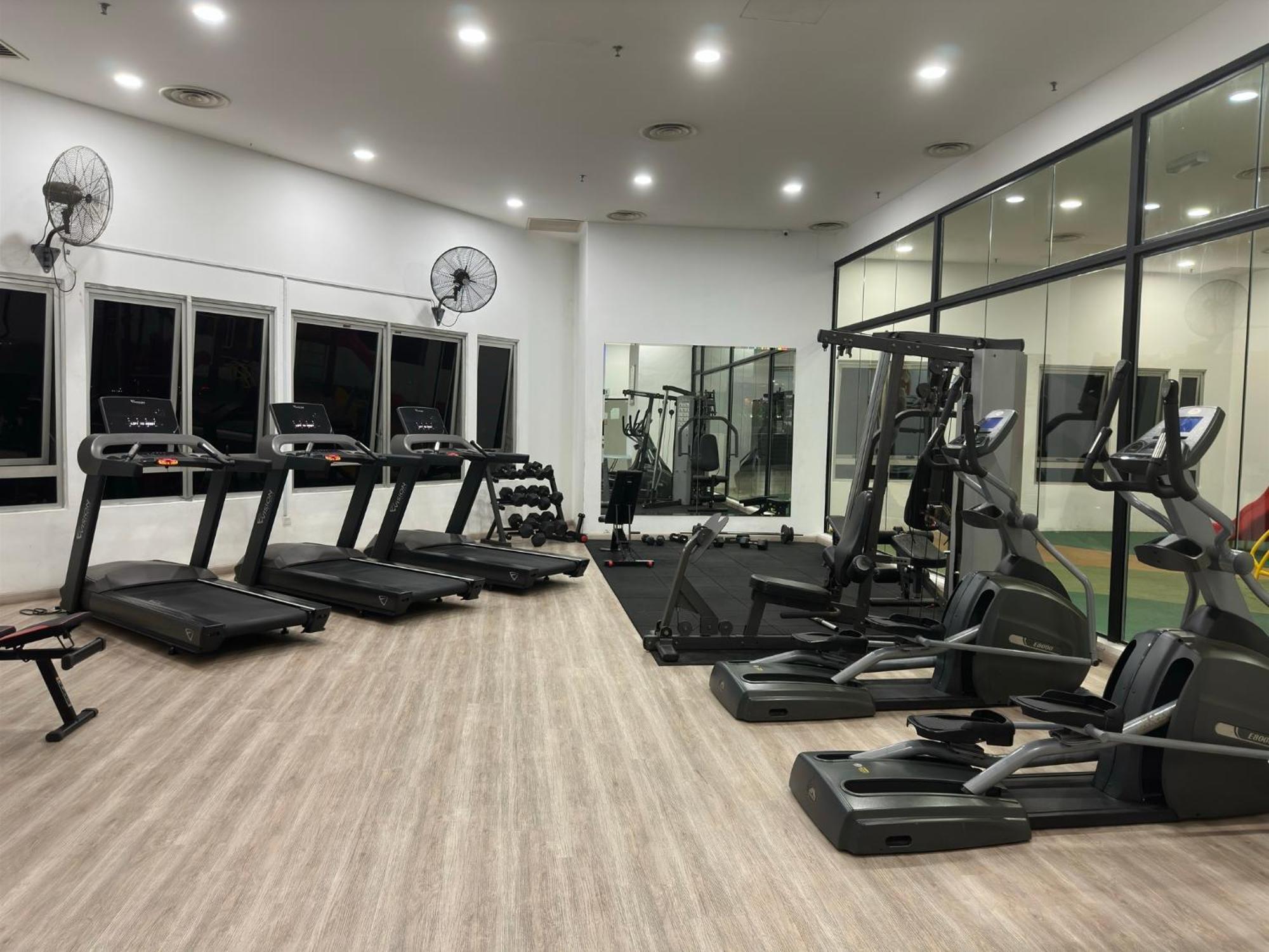 Taragon Apartment -Bukit Bintang Куала-Лумпур Экстерьер фото